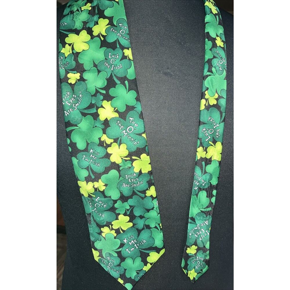 Men’s‎ Hallmark Novelties Irish Clover Green Poly Tie One Size